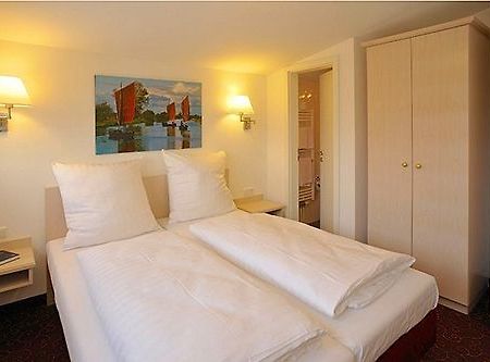 Hotel Hesse Schenefeld  Kültér fotó