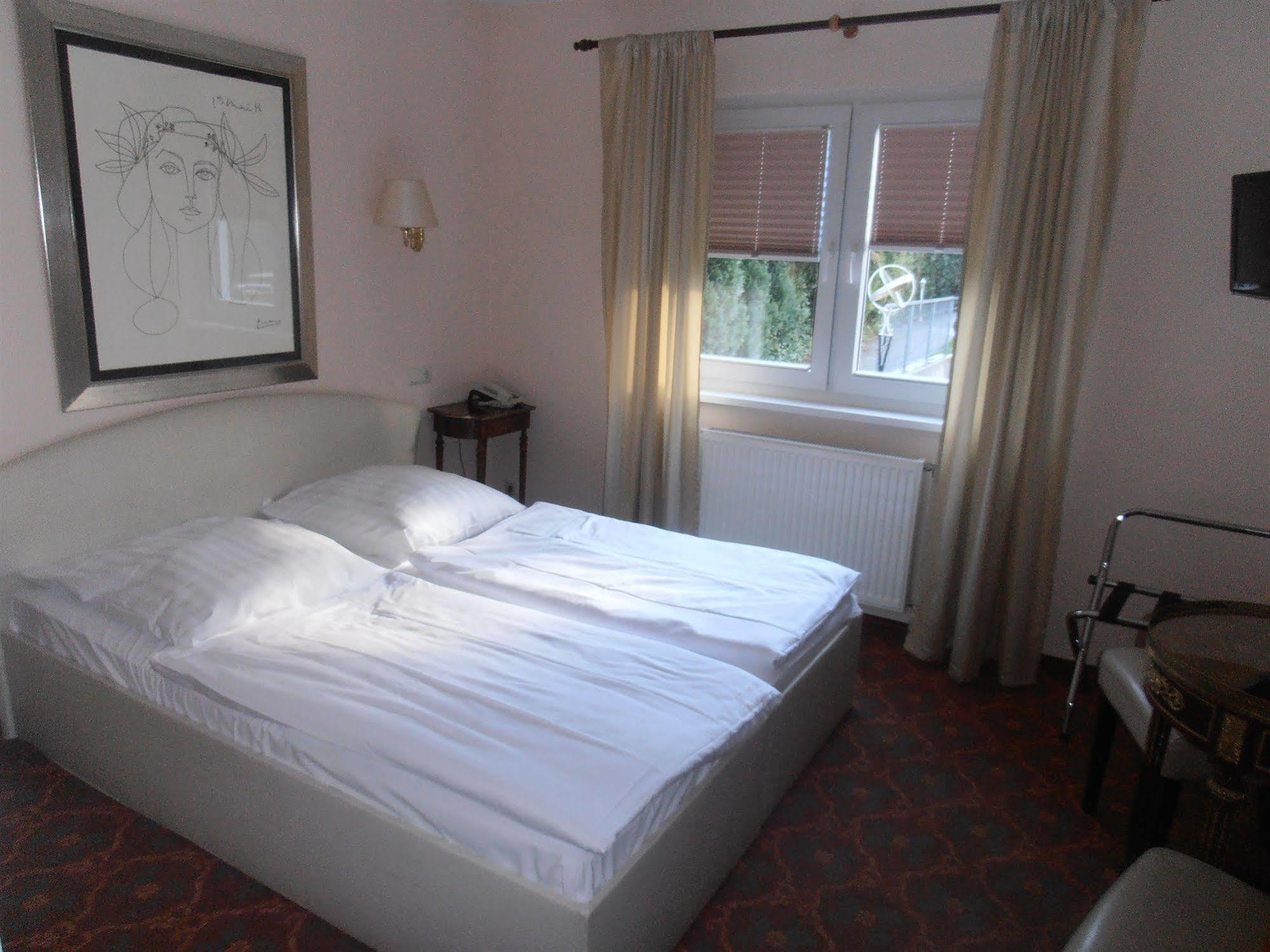 Hotel Hesse Schenefeld  Kültér fotó